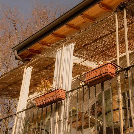 Dimora Valverde ベッド・アンド・ブレックファスト 3*